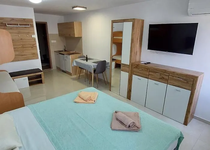 Apartmaji Jurcan 이졸라